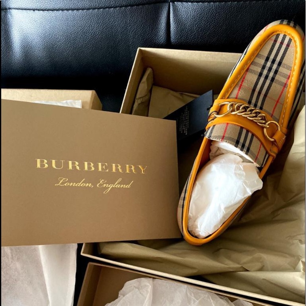 Burberry Dress Shoes - Picture 8 of 8